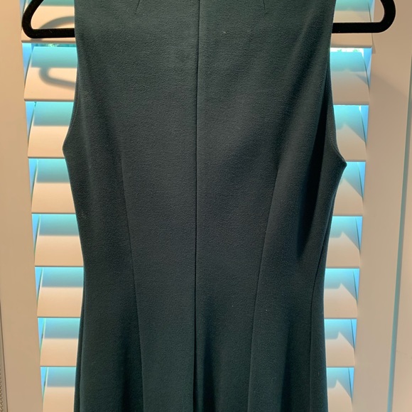 Teal bodycon dress for Autumn from Canada’s Obakki - Picture 2 of 3